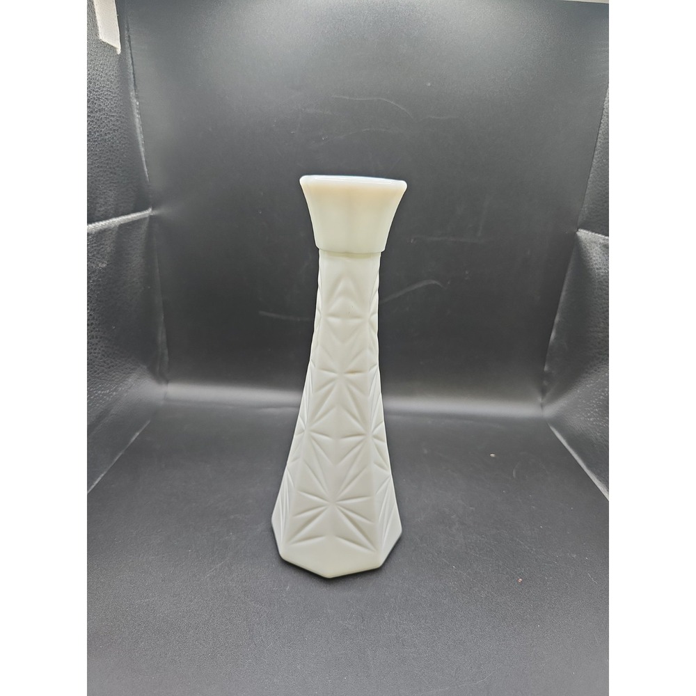 Vintage Milk Glass  Anchor Hocking Starburst Bud Vase 9" Tall